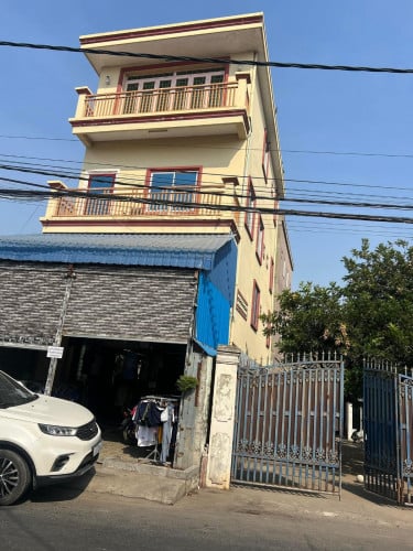 ផ្ទះអាជីវកម្មលក់បន្ទាន់ខ្លាំង តំលៃក្រោមទីផ្សារ 35%