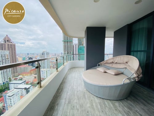 Duplex Penthouse in bkk1