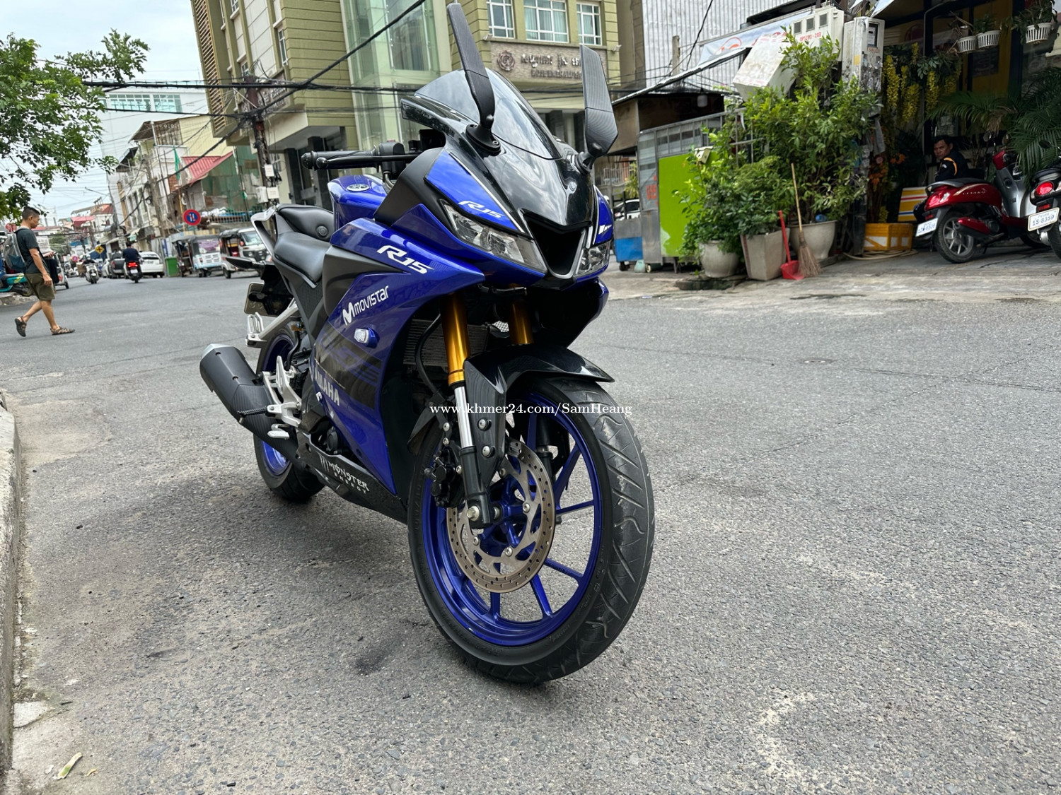 yamaha r15 sports bike