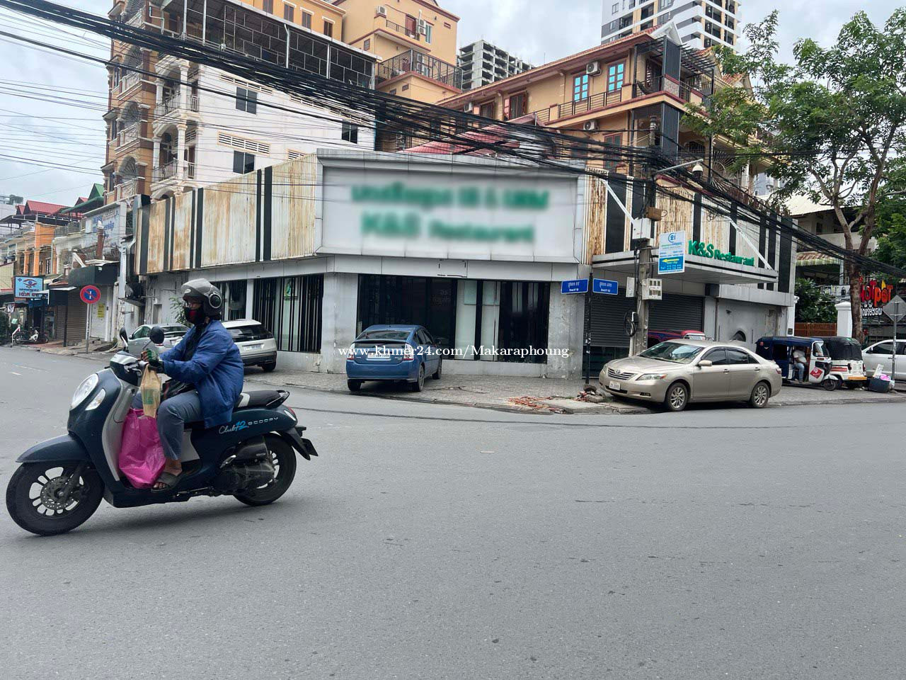 Corner Business House for Rent in Toul Tom Pong