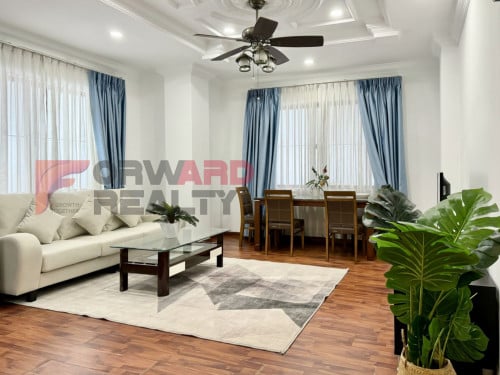 Spacious 2 Bedrooms apartment with gym available for rent in BKK1 Area (WH302)