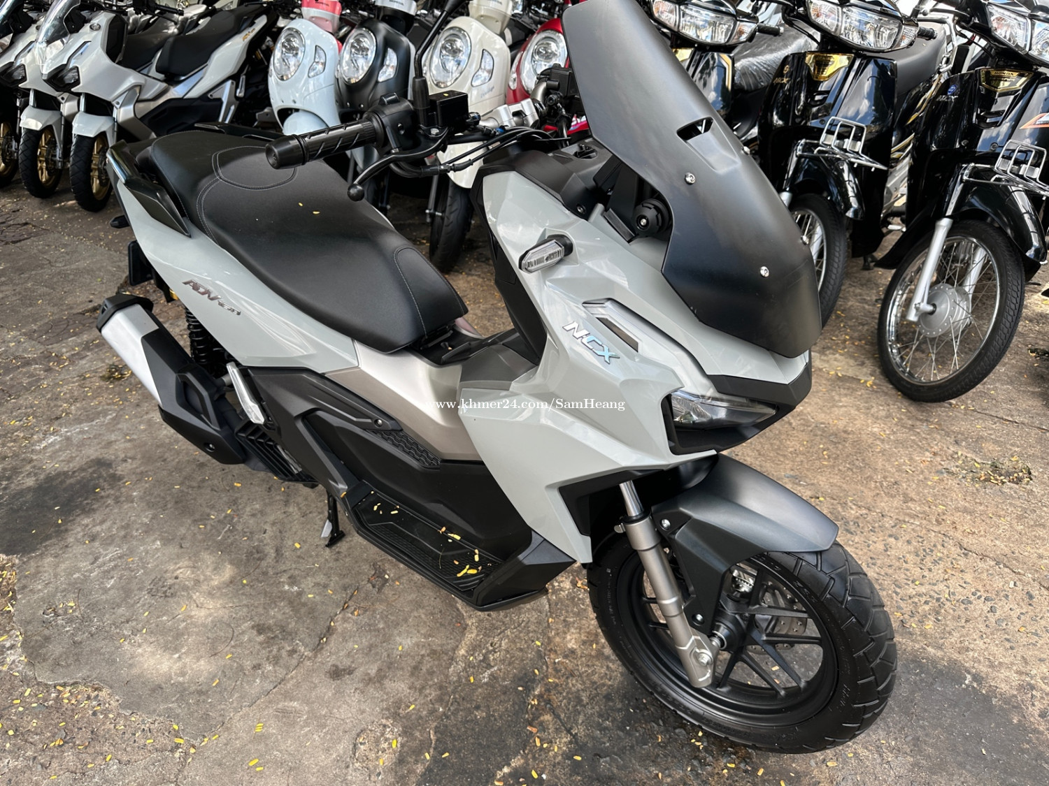 adv motorcycle price