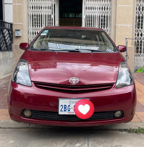 Prius 2005 half full ឡានមូល ស្អាត 