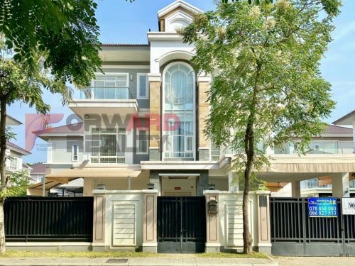 7 Bedrooms Queen Villa available for Rent in Borey Peng Hout Boeng Snor