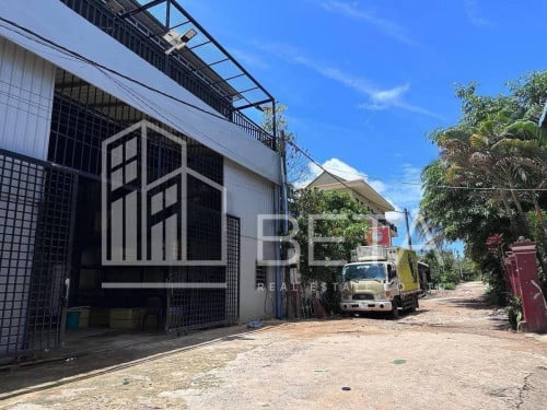 Land with Warehouse for Sale