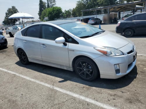 Toyota Prius 2010 op4 sorla អាគុយតែមបី​ ឃ្មុំស៊ីន​ យ៉ានស្ព័រ​ 12ម៉ឺនម៉ាយស៊ីន