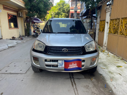 ឡានលក់ RAV 4 -01 P2 តំលៃ 7000$ ចរចា