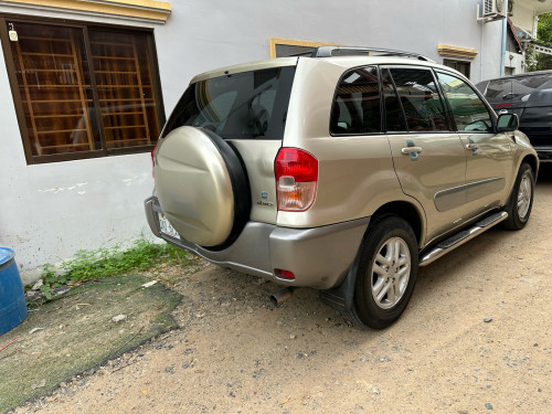 RAV4 2002 ម្ចាស់ដេីម