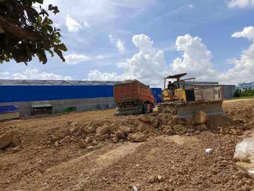 សេវាកម្មឡានដី