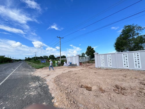 ដីលក់បន្ទាន់ ក្នុងទីរួមខេត្តកំពត