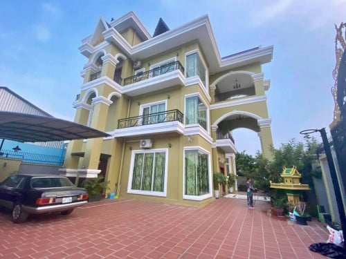 ផ្ទះវីឡា