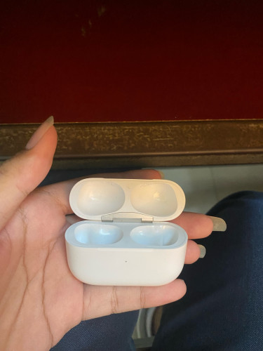 លក់ថេាកណាស់ប្រអប់airpod pro2