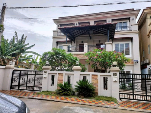αααααΈα‘αΆαααααααΈααααα
αΌαααααΆ Joined-Twin Villa For Sale