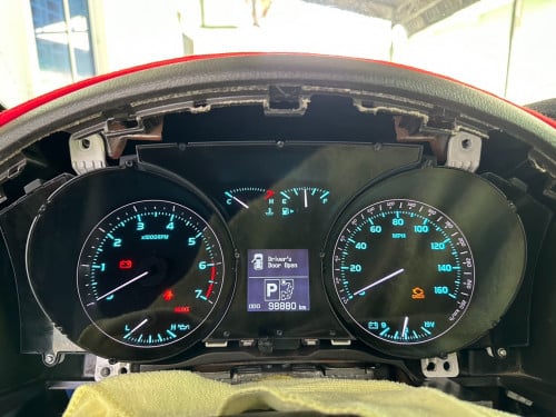 កុងទ័រ​ VIP ឡង់គ្រីស័រ (ដាក់ត្រូវ Landcruiser GXR V6)