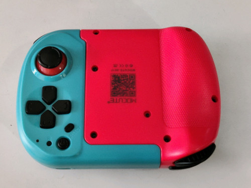 Mocute 061 Game controller មួយទឹក