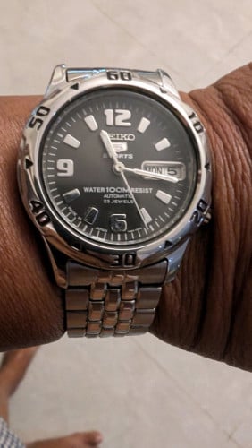 លក់នាឡិកា