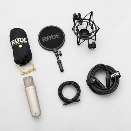 RODE NT1 5th Generation Large-Diaphragm Cardioid Condenser XLR/USB Microphone