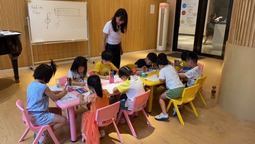 តុនឹងកៅអី សម្រាប់កុមារសិក្សា