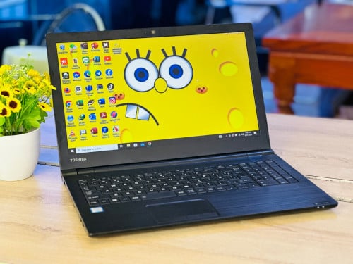 Toshiba 15 ស្ពិចល្មប្រើប្រាស់ ឌីស្សានរូបភាព រឺវីដេអូ Core i5-6th /8GB /256GB /15.6