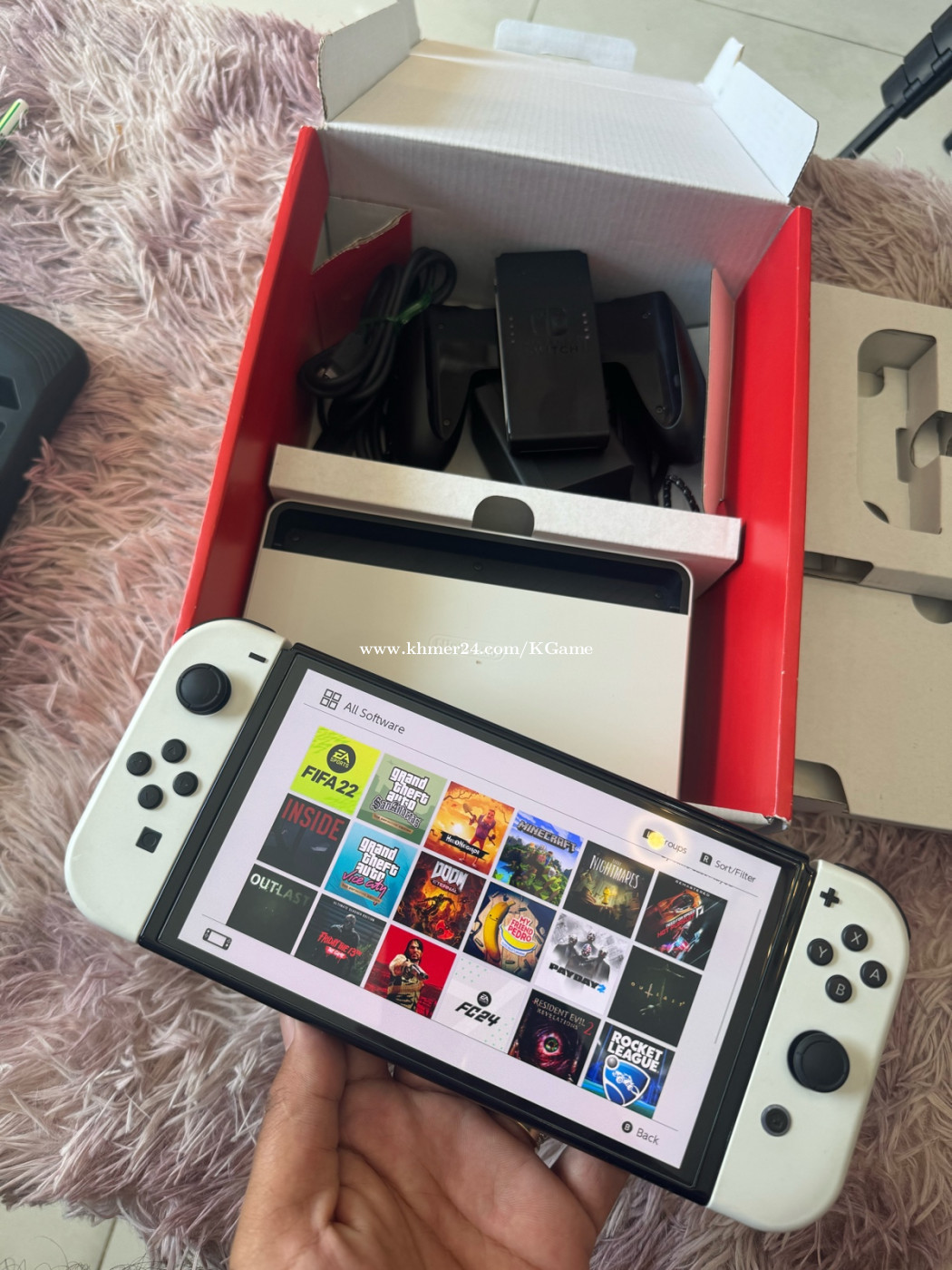 Switch OLED JAILBREAK 256GB Price 250.00 in Veal Sbov, Cambodia 1K