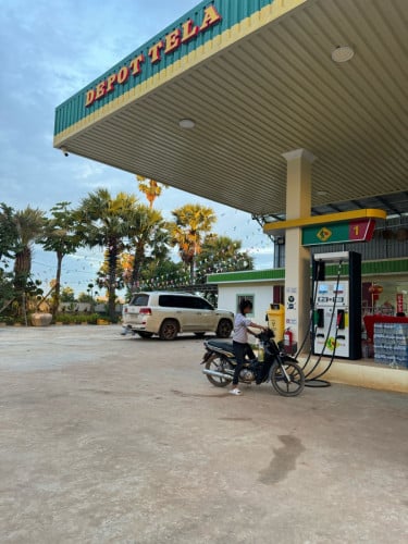 ការ៉ាស់សាំង លក់បន្ទាន់ 145.600$ ដាច់