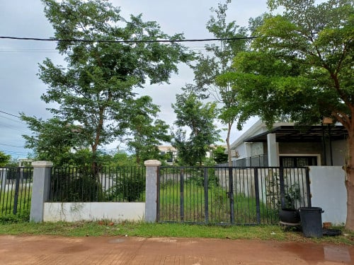 ដីលក់បន្ទាន់ក្នុងសង្កាត់ស្វាយដង្គំ ខេត្តសៀមរាប 8mx20m