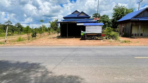 🏠House Available for Urgent Sale at a Special Price (Negotiable).