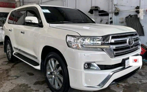 TOYOTA LAND  Cruiser