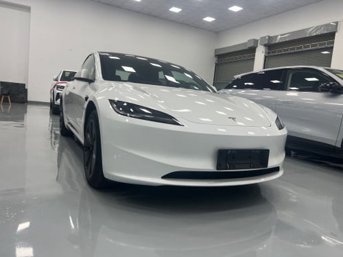 Tesla Model 3 Range 606km