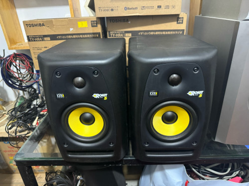 Monitor KRK Rokit5 ( AC 100V )