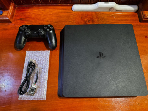 PS4 slim JB 500gb