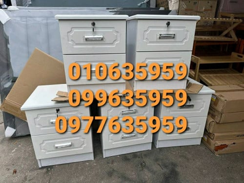 ទូរក្បាលគ្រែ