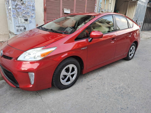 Toyota Prius 012 ចរចាបានមានក្រដាស់ពន្ធឡានមូលស្អាត