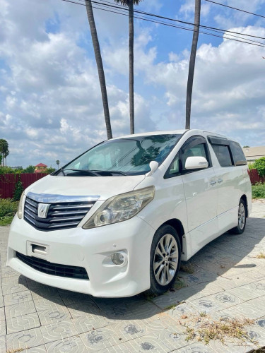 Alphard 2012 auto 3 បេីកដំបូល2តង់ 2xxxx$