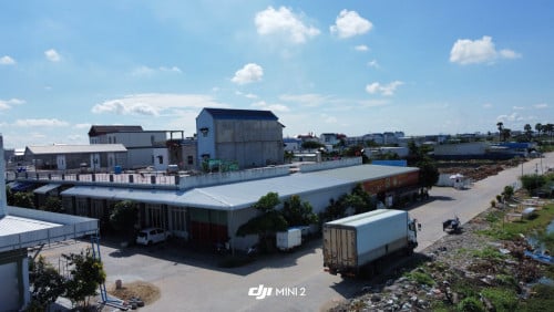 House & Warehouse for Sale