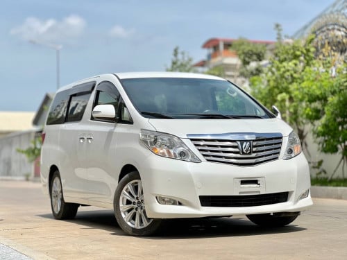 TOYOTA ALPHARD 2010 HALF FULL ក្នុងលឿង