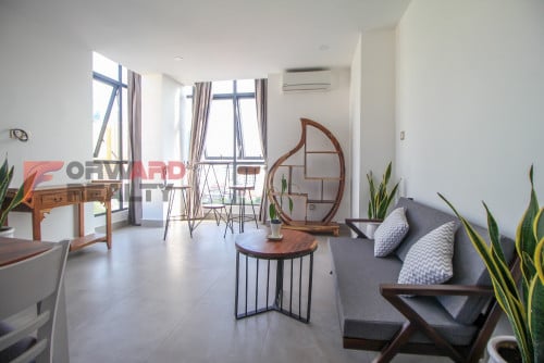 1 Bedroom apartment available for rent in Doun Penh Area (Close to Independent Monument).