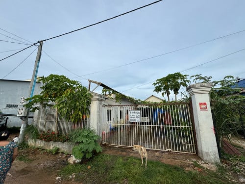 ដីផ្ទះលក់ កំពង់សោម