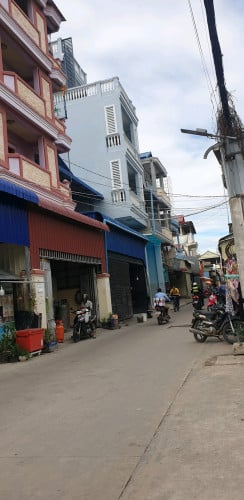 ផ្ទះលក់ផ្លូវជាតិលេខ2(ចរចារបាន)