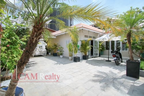 2 Bedrooms Villa For Sale In Toul Kork| Phnom Penh