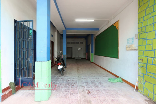 Corner Commercial Villa For Rent in Toul Kork