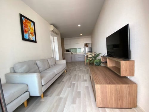 Luxury One Bedroom for rent at The Bridge