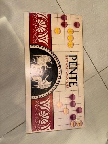 1984 Pente The Classic game of skill