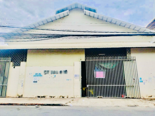 Warehouse For Rent Near The Great Duk Hotel (Intercon Hotel), Olympic Market, 21x25m, 2,800$/ Month