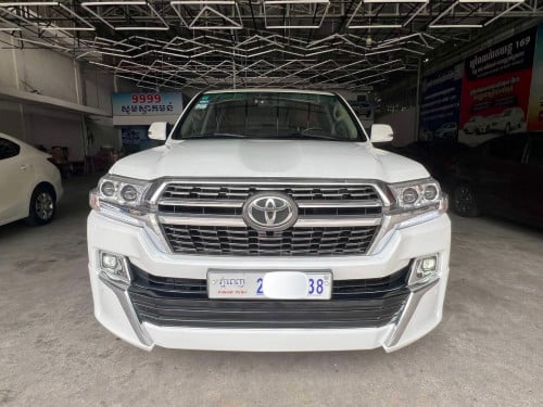 ~ 2009 V6 full option ម្ចាស់ទី១ :$37,500