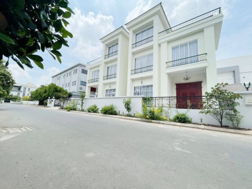 វីឡាសម្រាប់ជួល នៅ បុរីវីឡាថោន