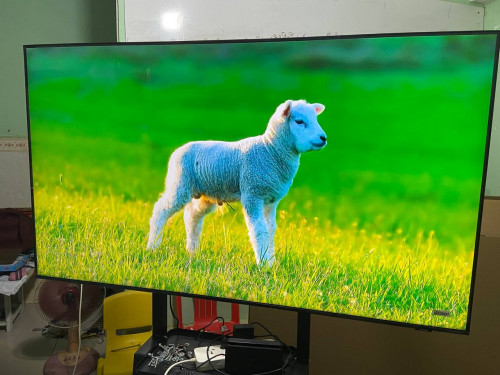 Samsung Original 55” MODEL: DU7000 ទិញមក 595$ ថ្មីកេស100% ធានា1ឆ្នាំពីក្រុមហ៊ុន១ឆ្នាំ