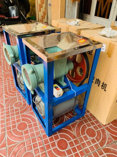 ម៉ាស៊ីនសំរាប់កិនសាច់