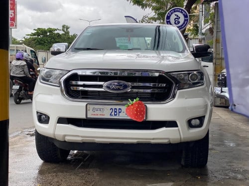 លក់បន្ទាន់ Ford Ranger XLT 2023ម៉ាសុីនធំ 3.2L