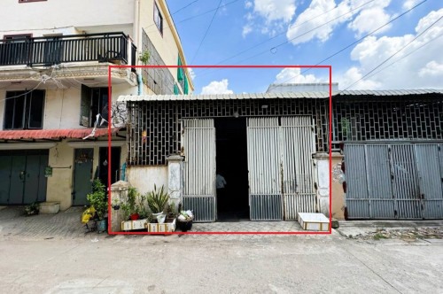 ๐ House Available for Urgent Sale at a Special Price (Negotiable).